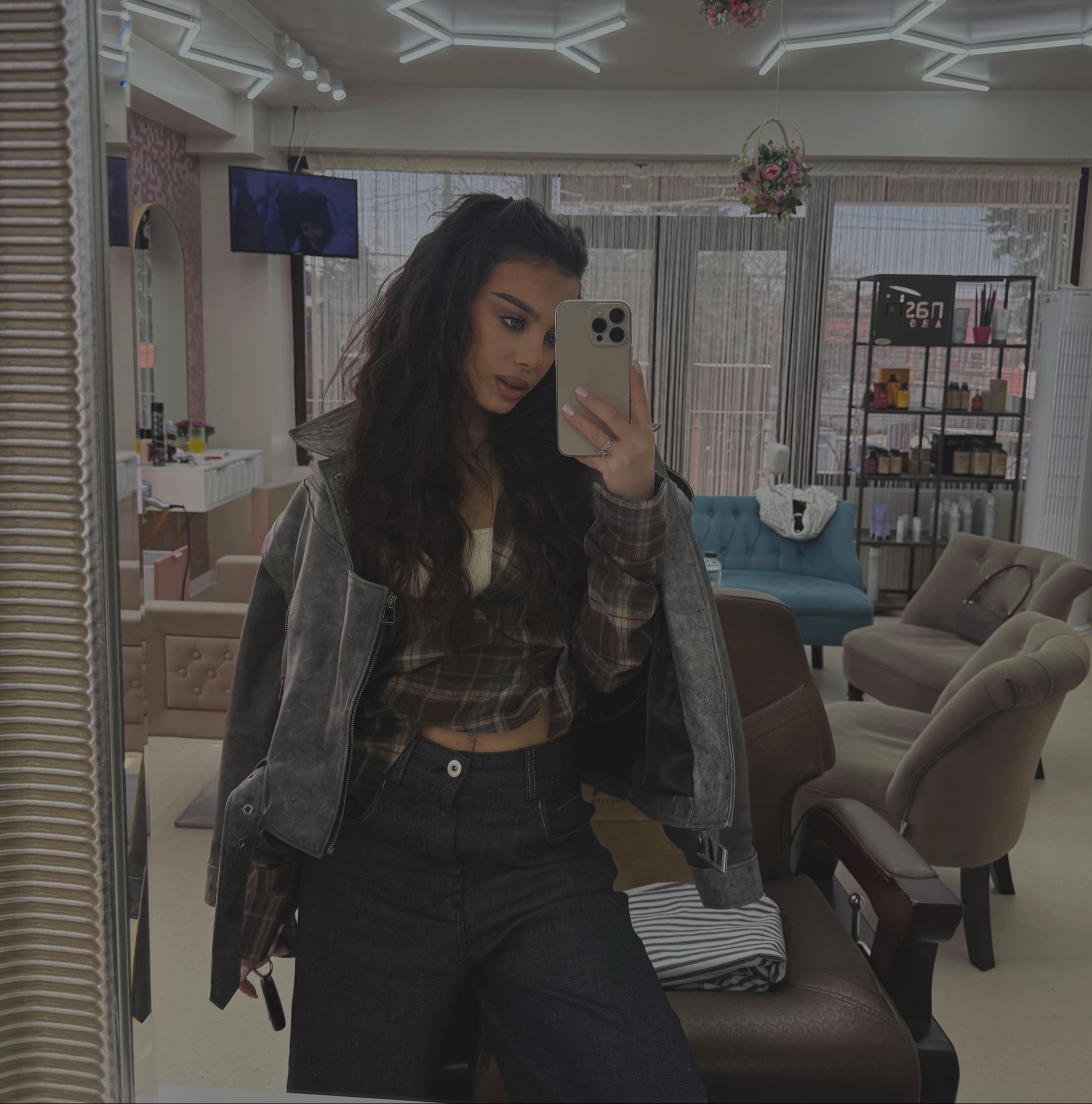 @Мируна