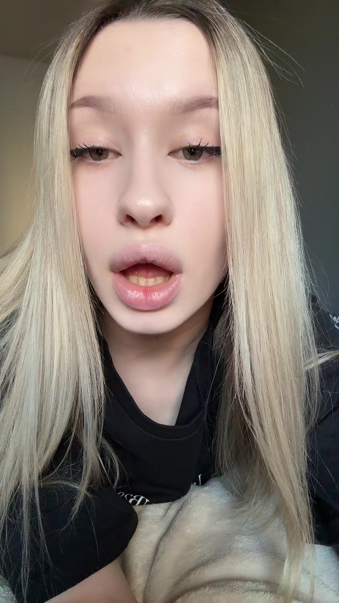 @كاروليشا