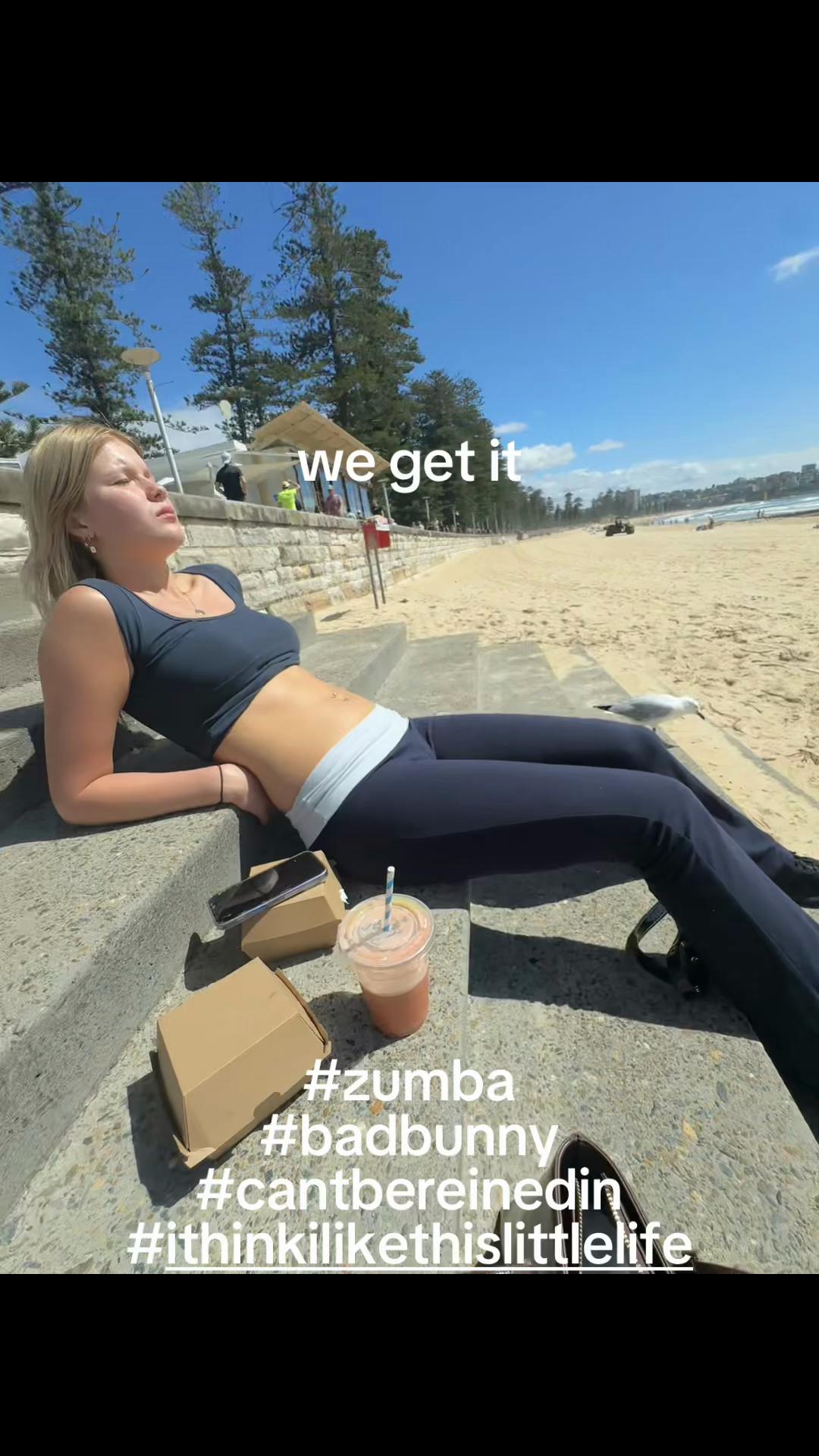 @🤟
