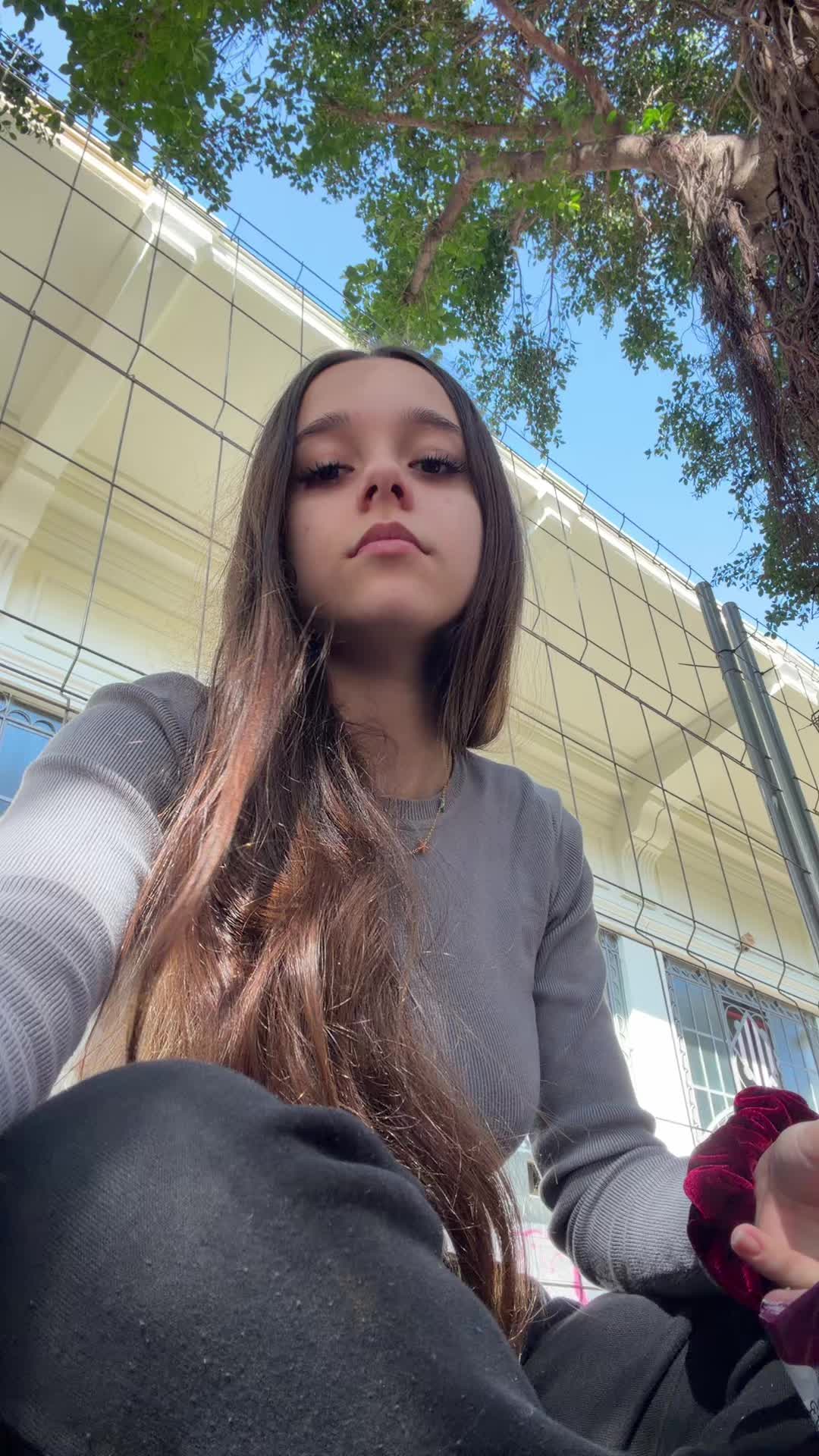 @vicky