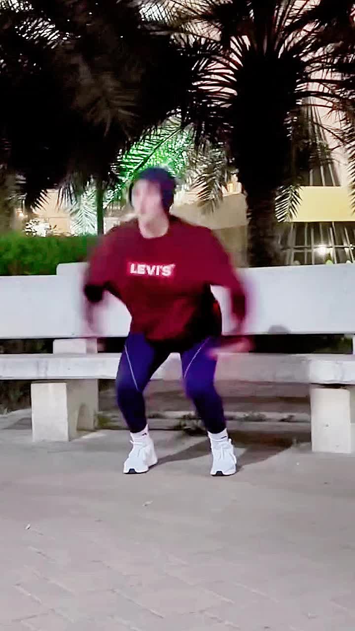 @Zony
