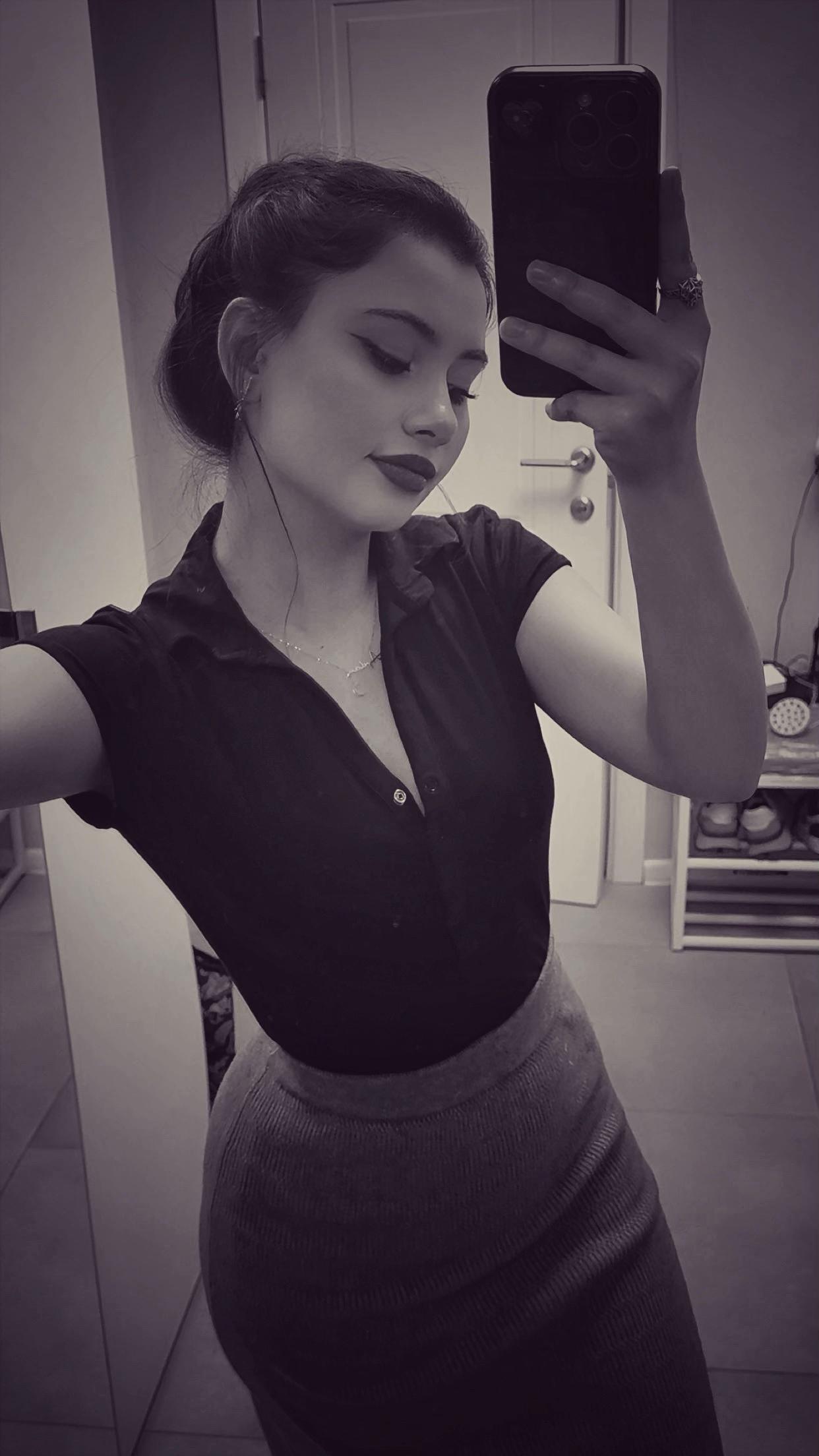@ayysfova
