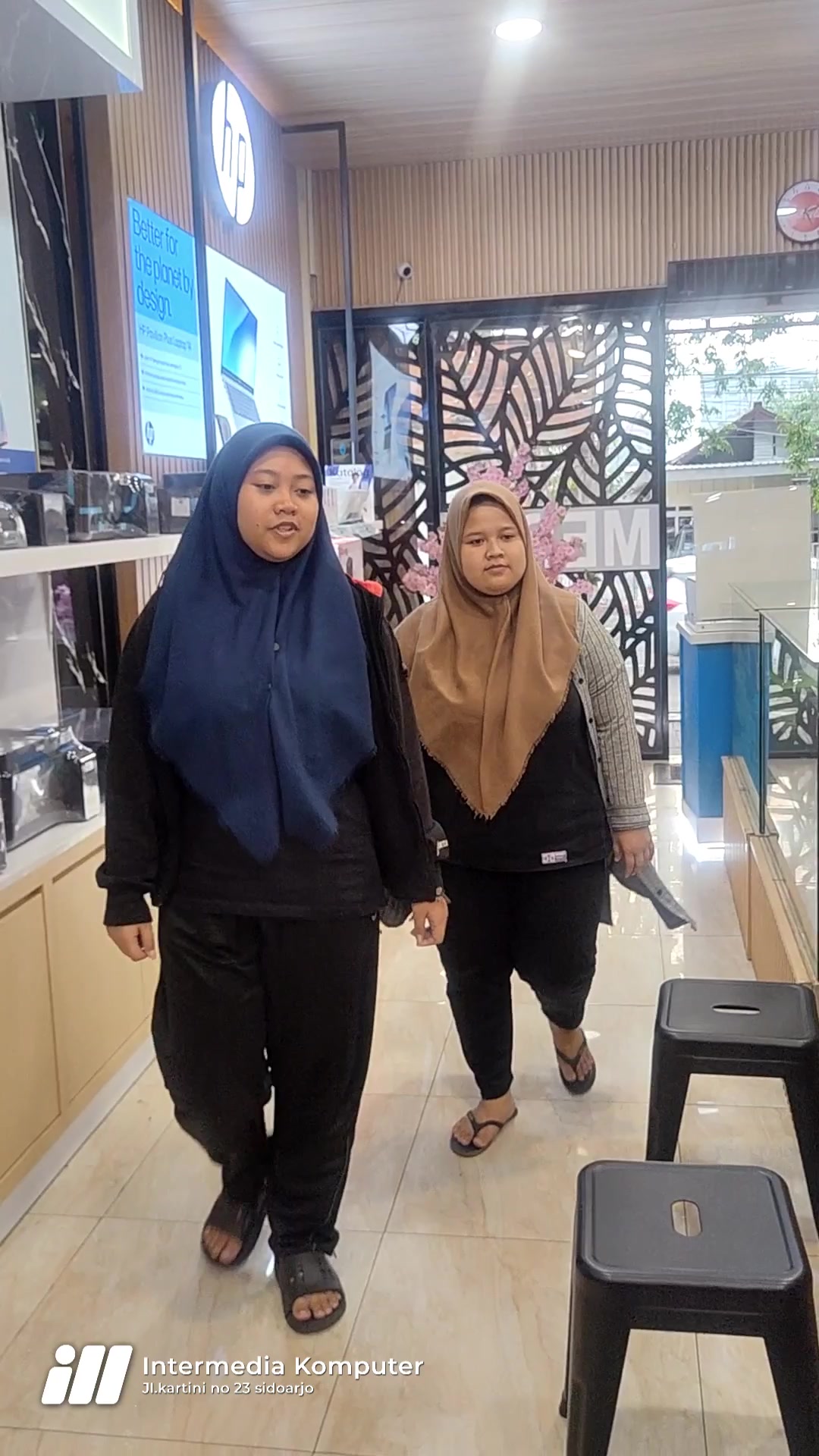 @Intermedia Komputer