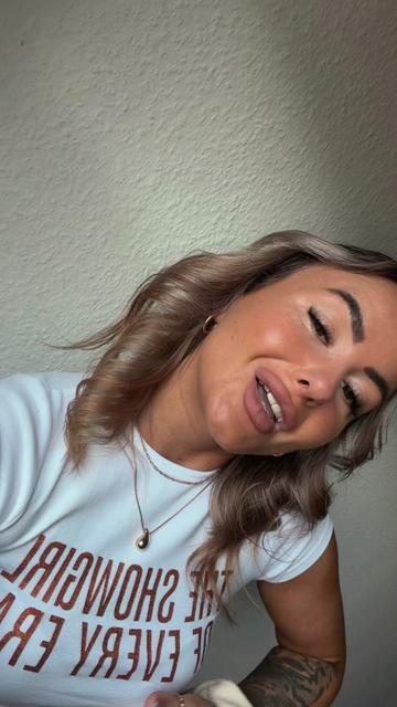 @𝐂𝐡𝐚𝐧𝐭𝐚𝐥𝐥𝐞 ♡