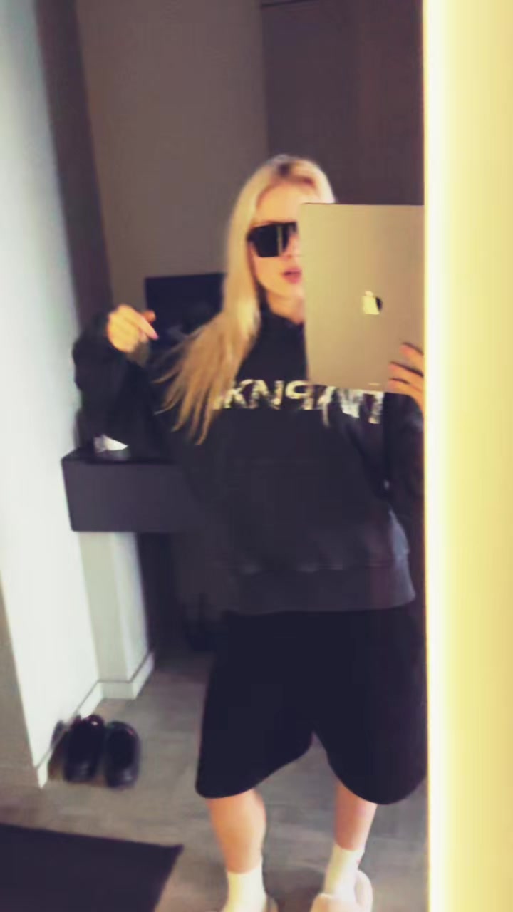 @Тгк:СОНЯ СНОВА 💋