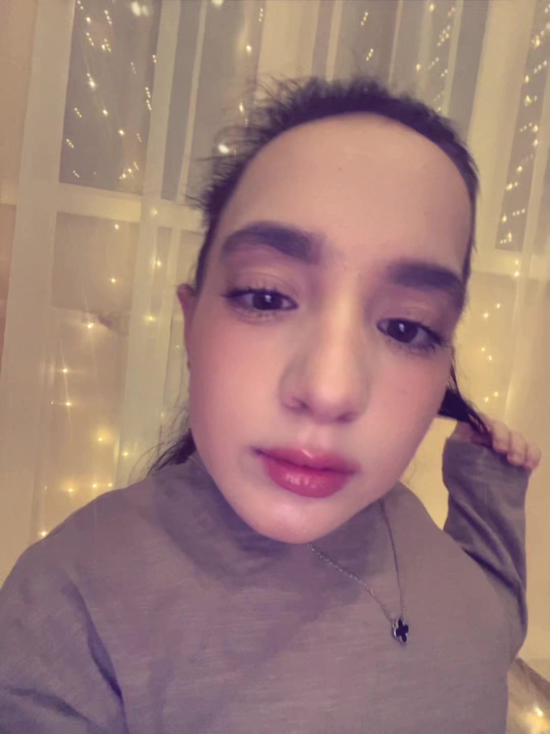 @𝓟𝓸𝓵𝓲𝓷𝓪