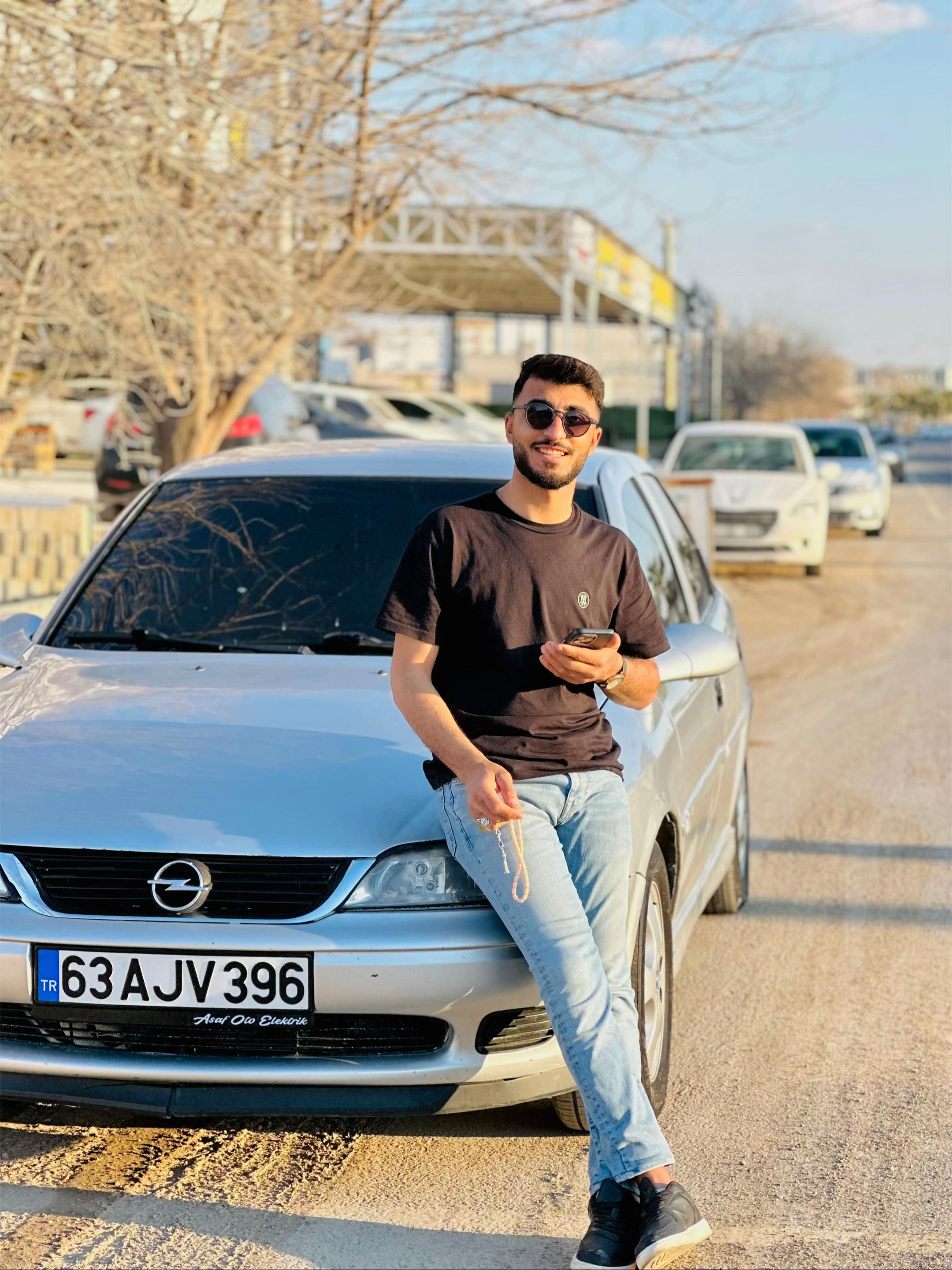 @&Ouml;mer asaf