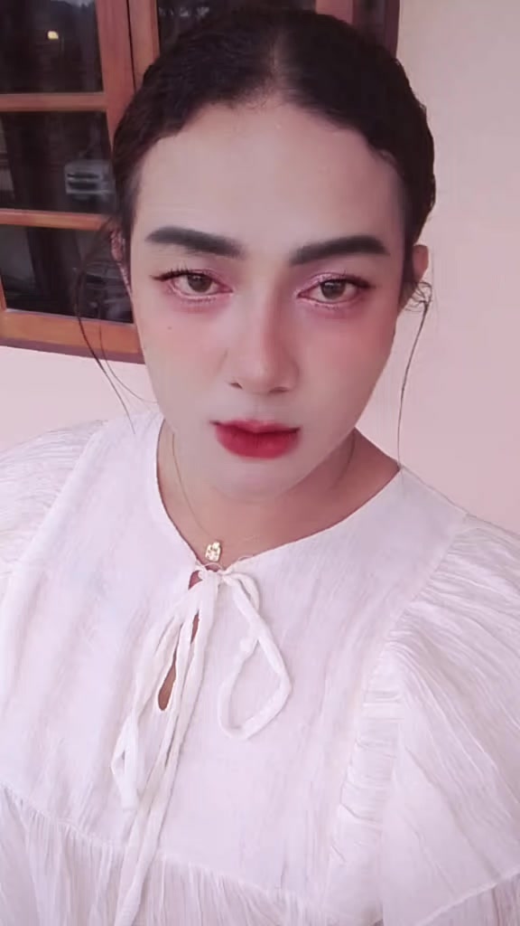 @🌺🦄ปอยลี่🦄🌺
