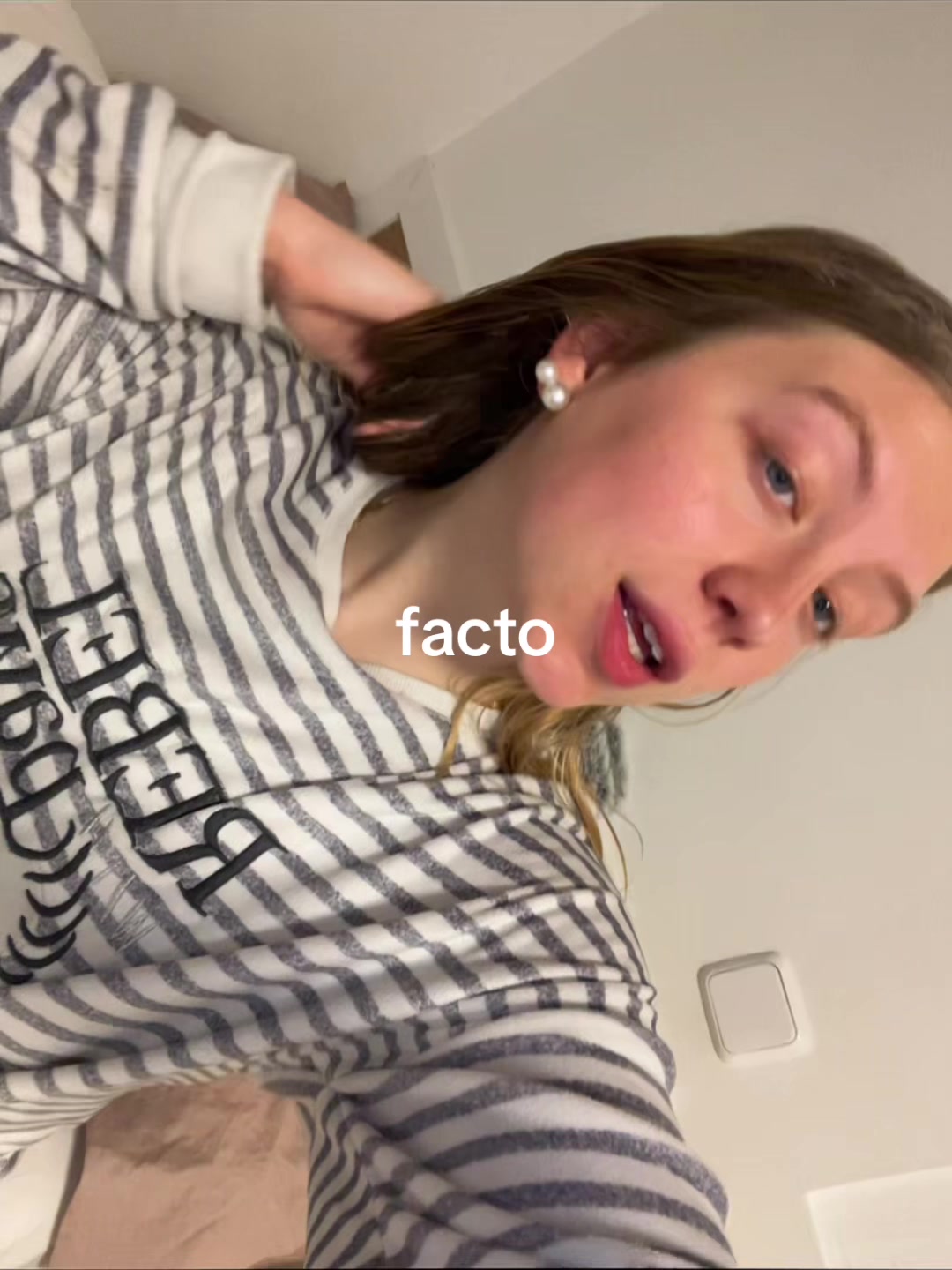 @larahorrillo