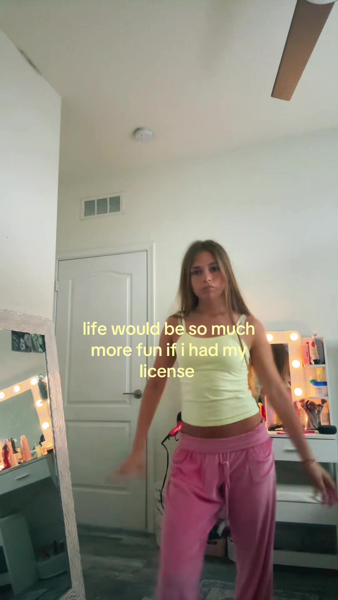 @️