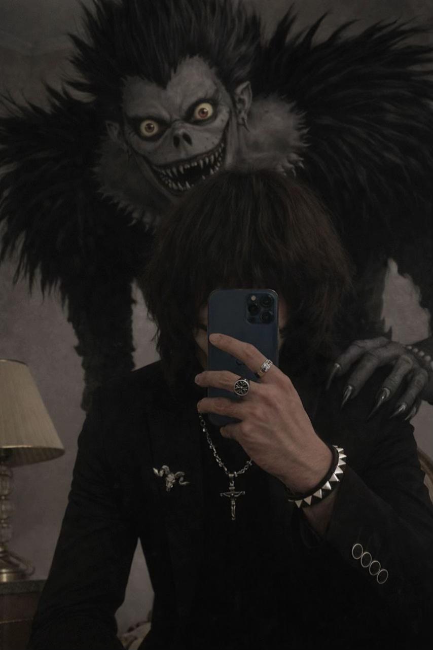 @blooodyravenn
