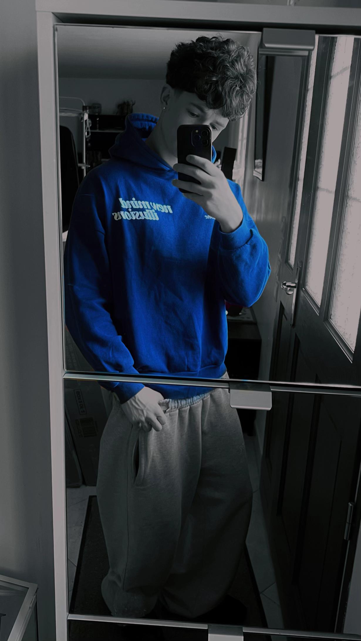 @Virgule