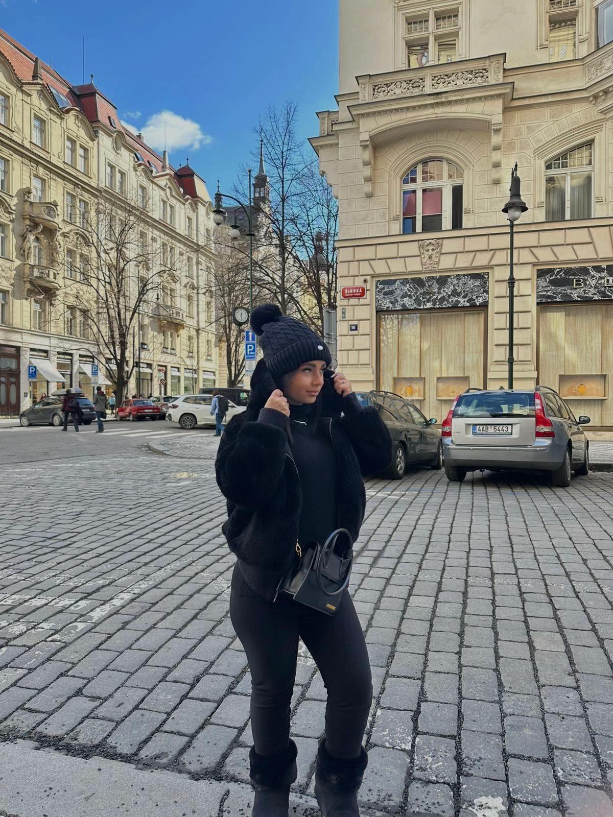 @sofia angeli 🫦