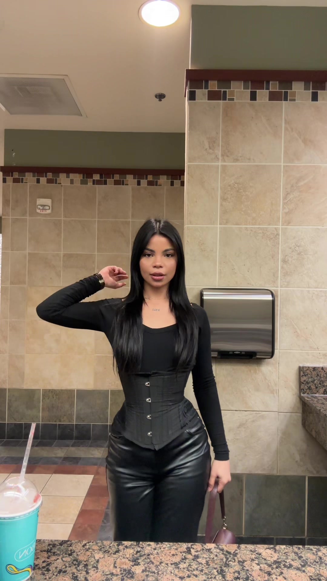 @Jennibel
