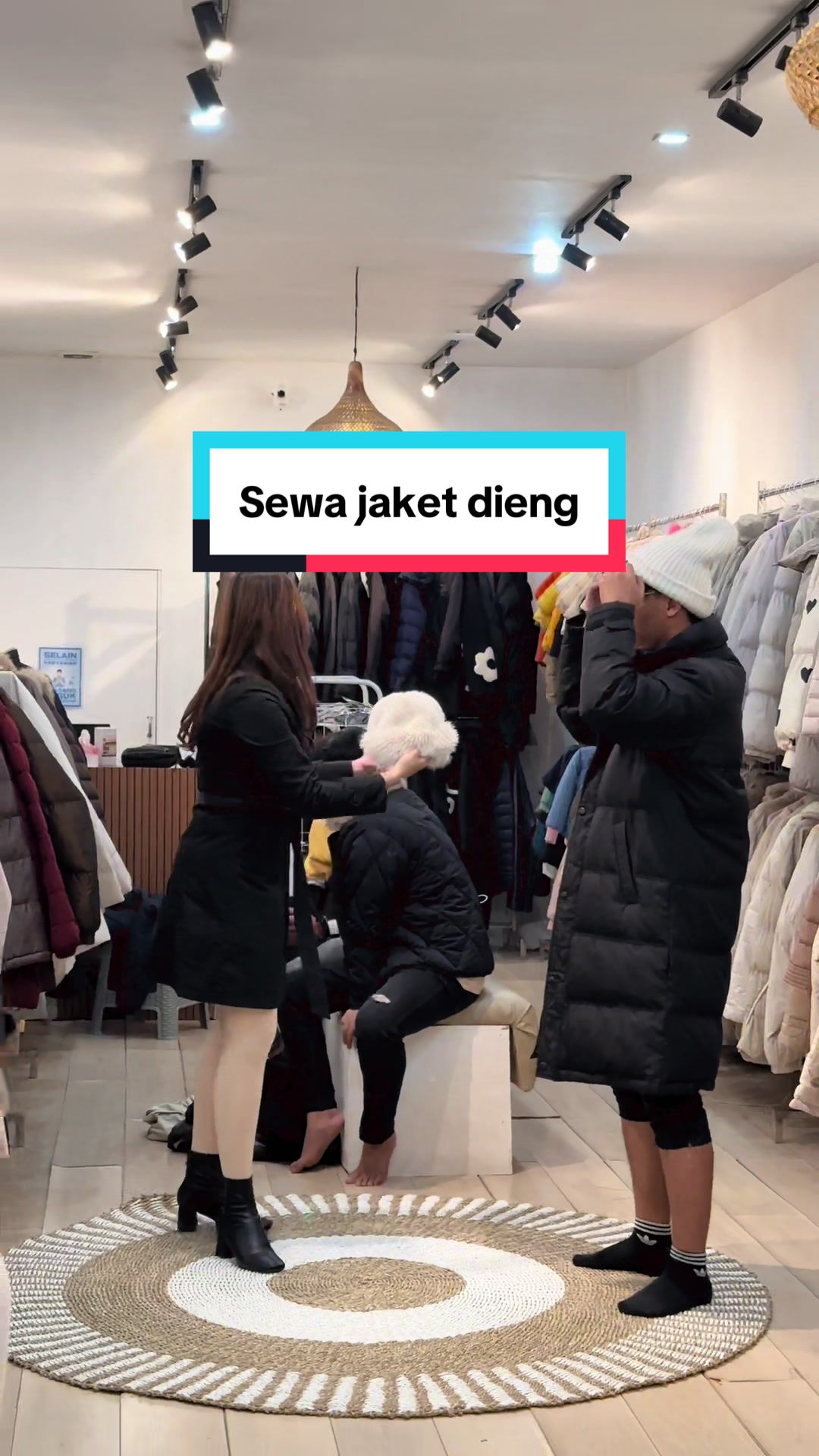 @SewaOutfit Dieng