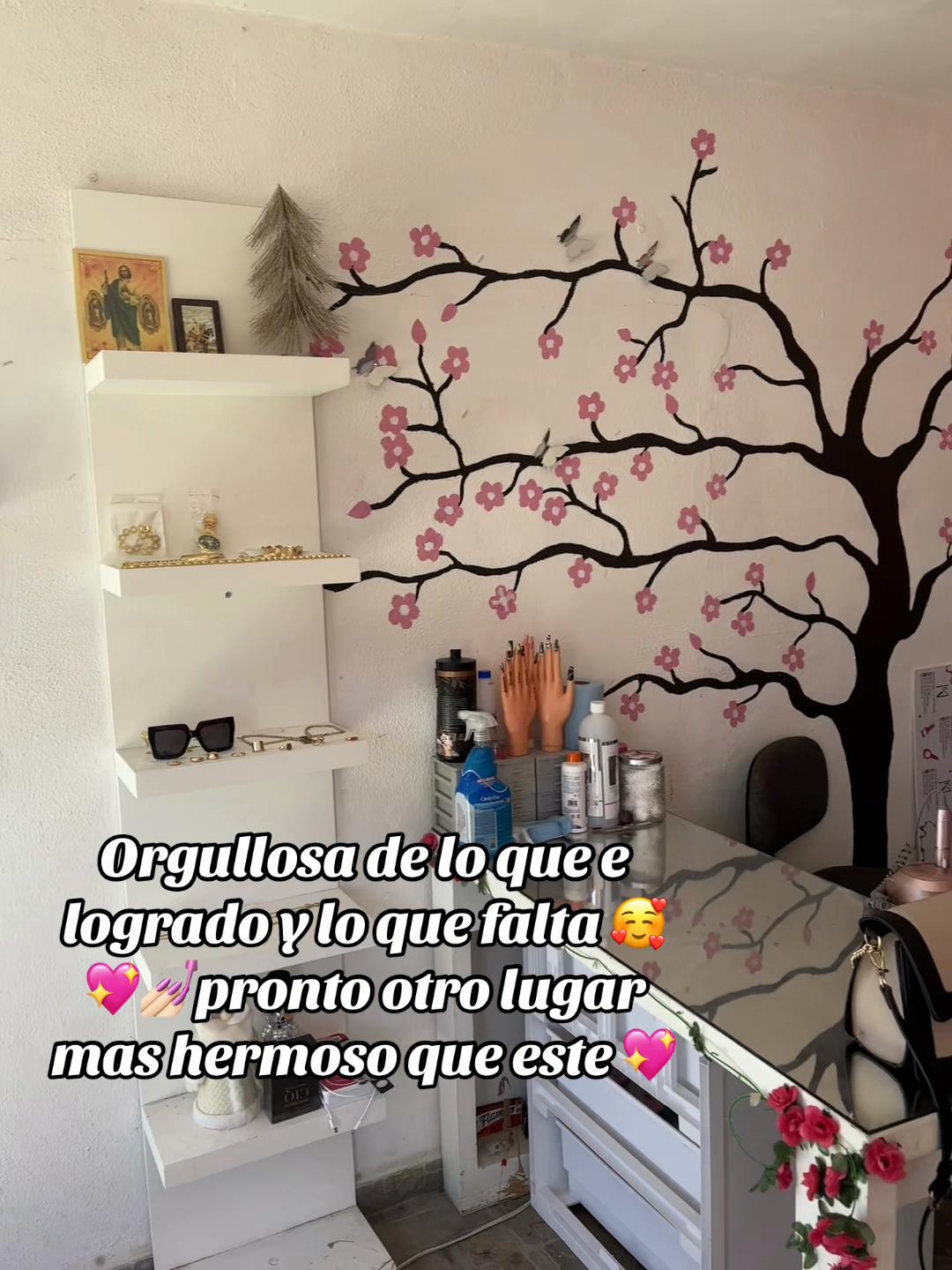 @Bella