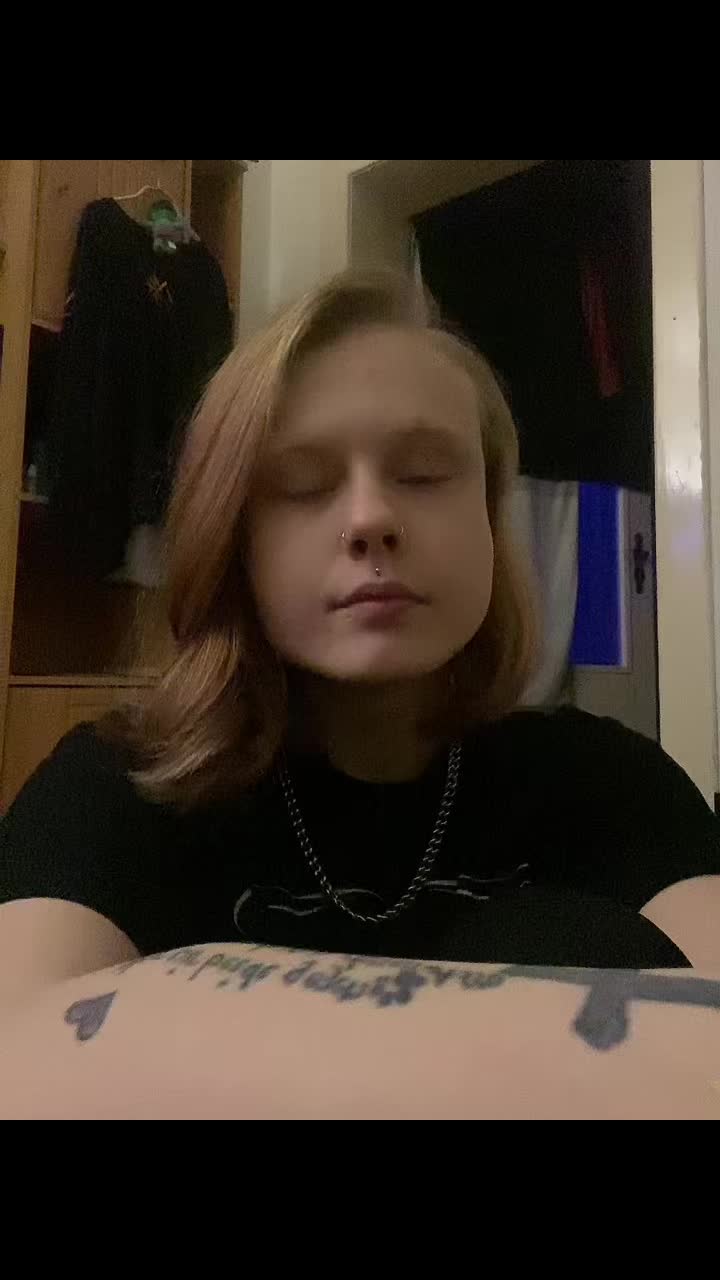 @𝓷𝓮𝓼𝓼𝓼𝓪 :);