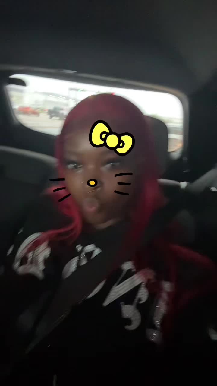 @itsninimariee