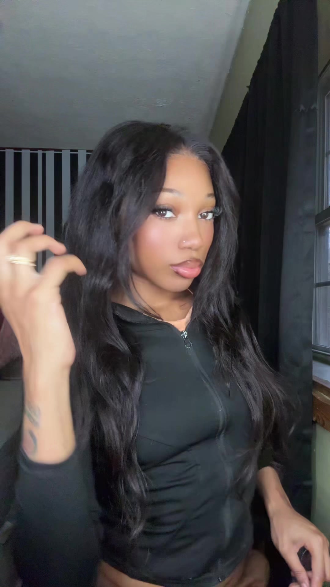 @laya._2raw