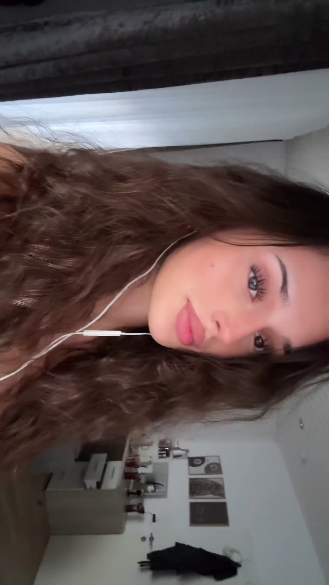 @𝐈𝐝𝐚