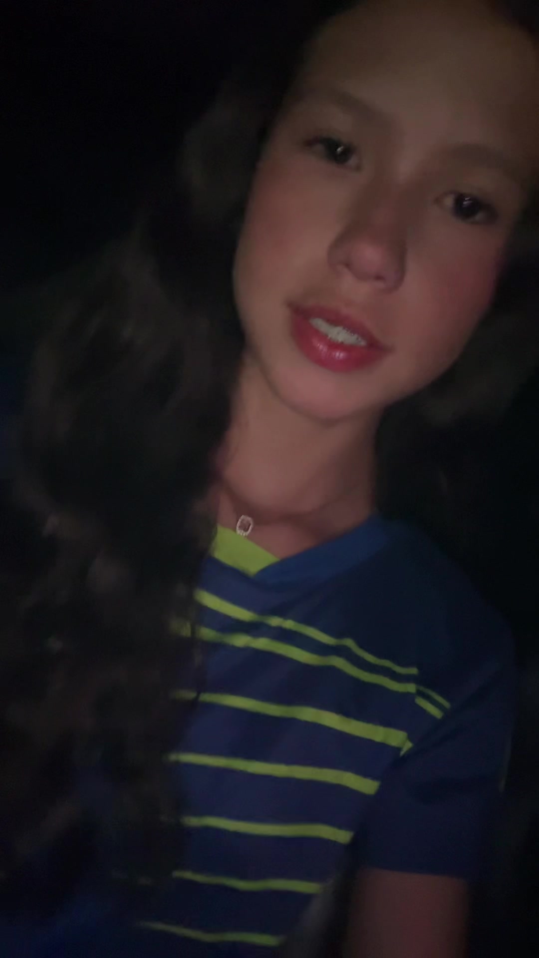 @Vicky_privv