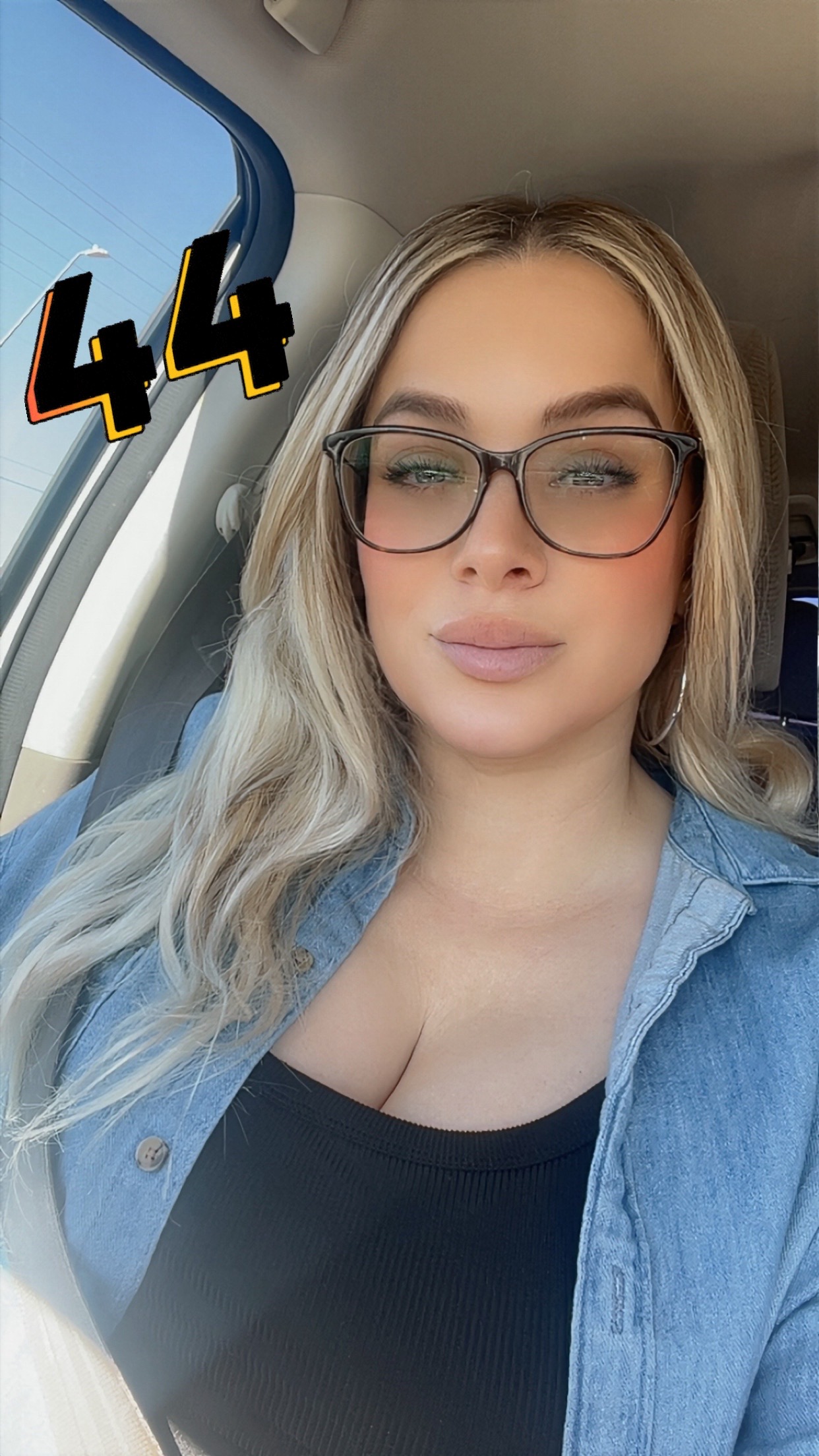 @lesleymccollum82