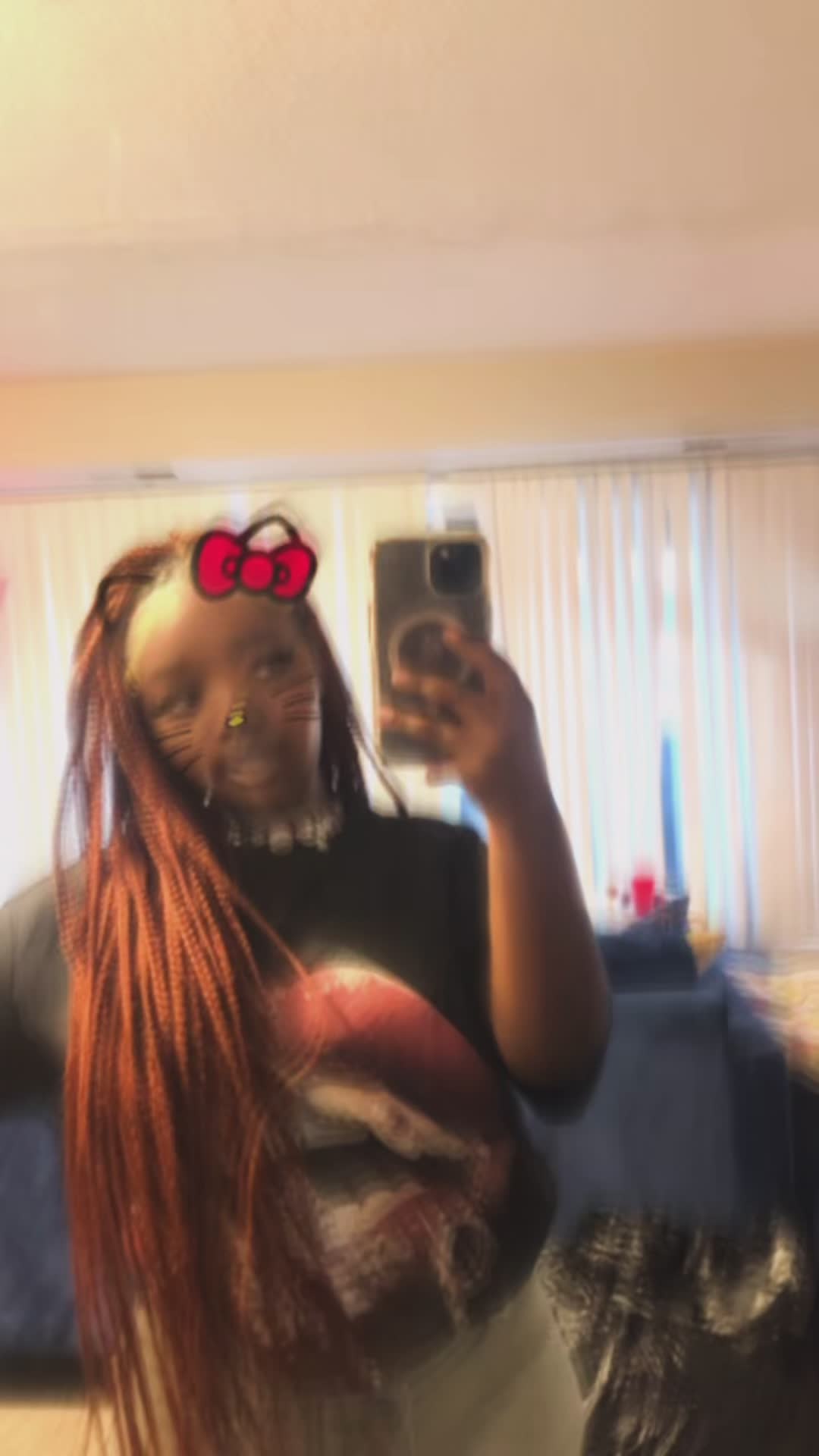 @lovelynii_