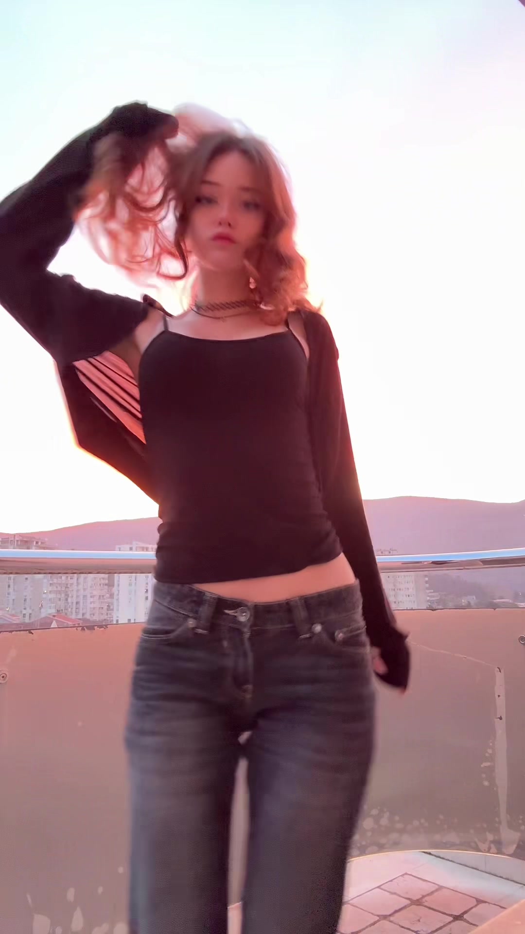 @суня