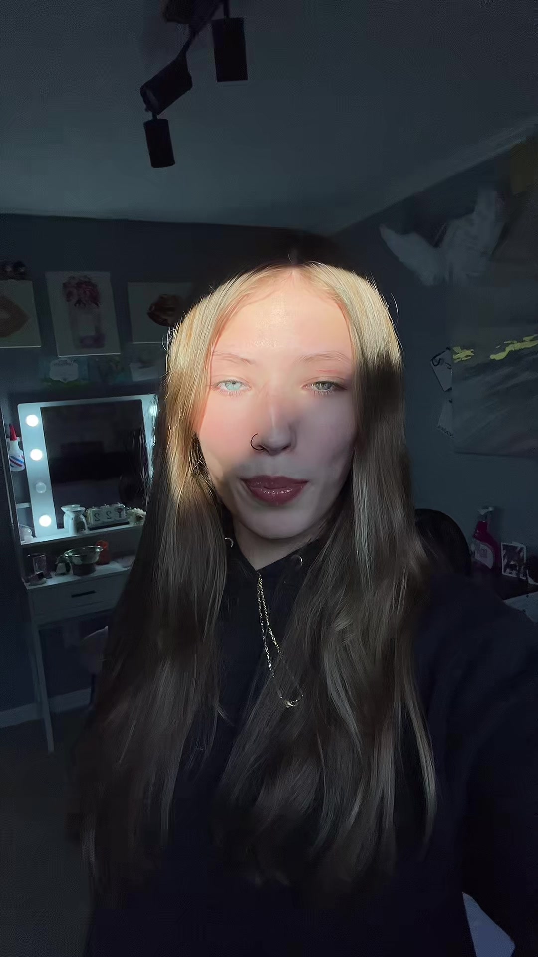 @shestooblunt