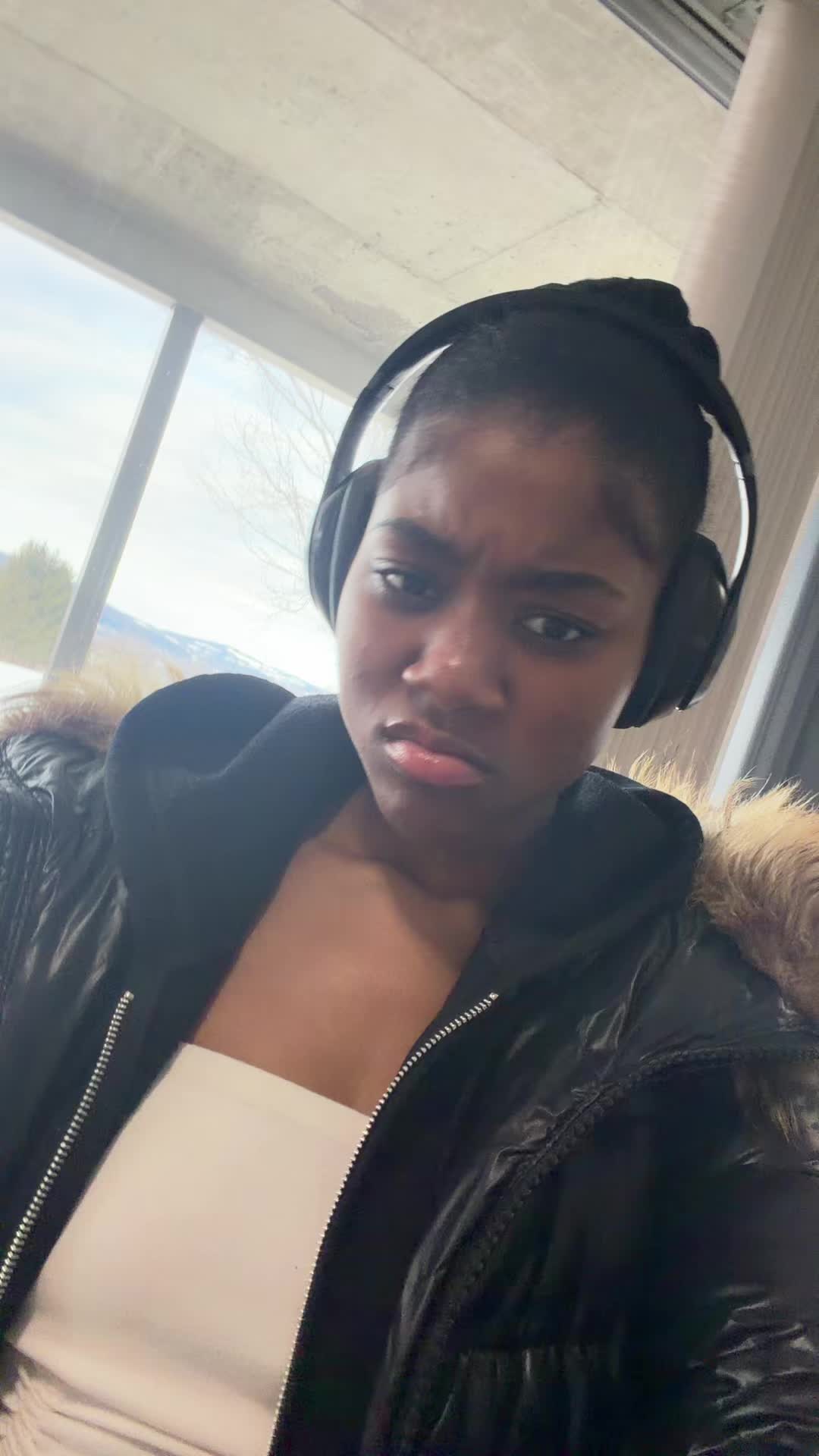 @zairajade
