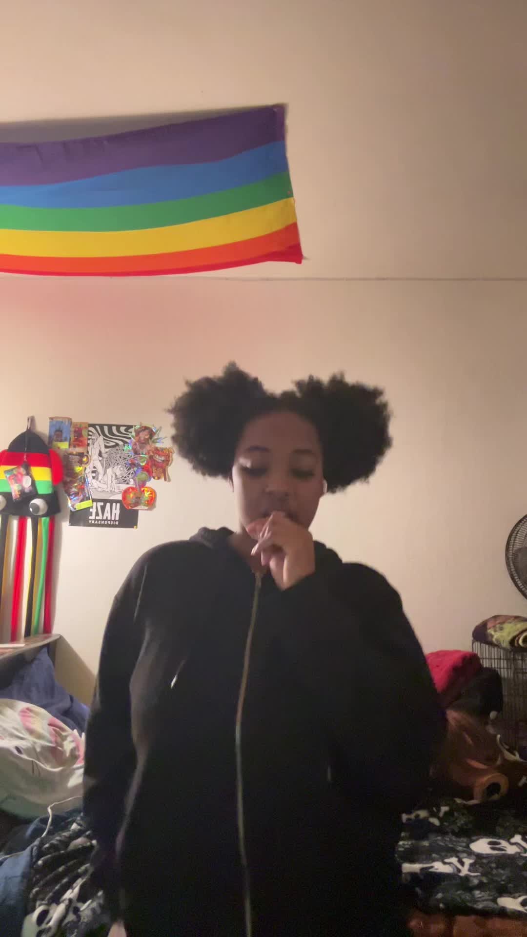 @UnCensored_DayDay
