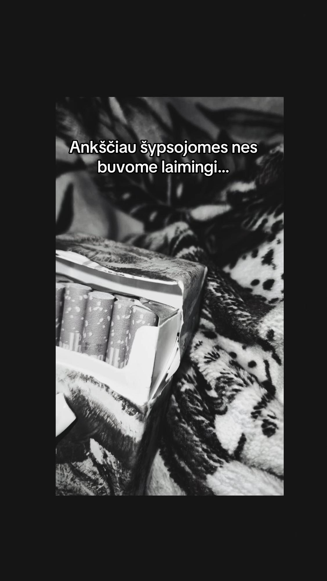@⚜️lauruzeee⚜️