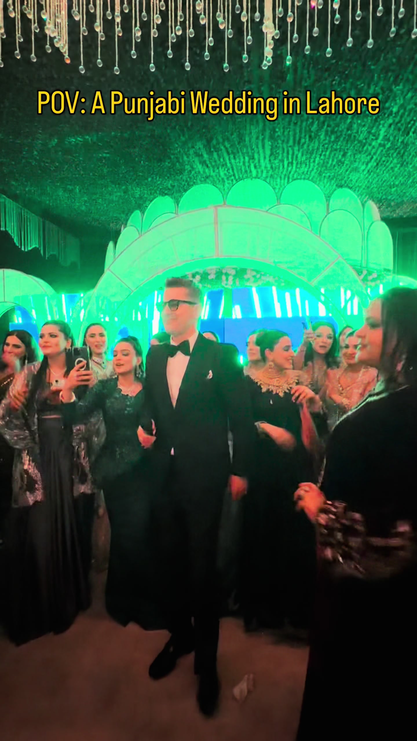 @Akcent