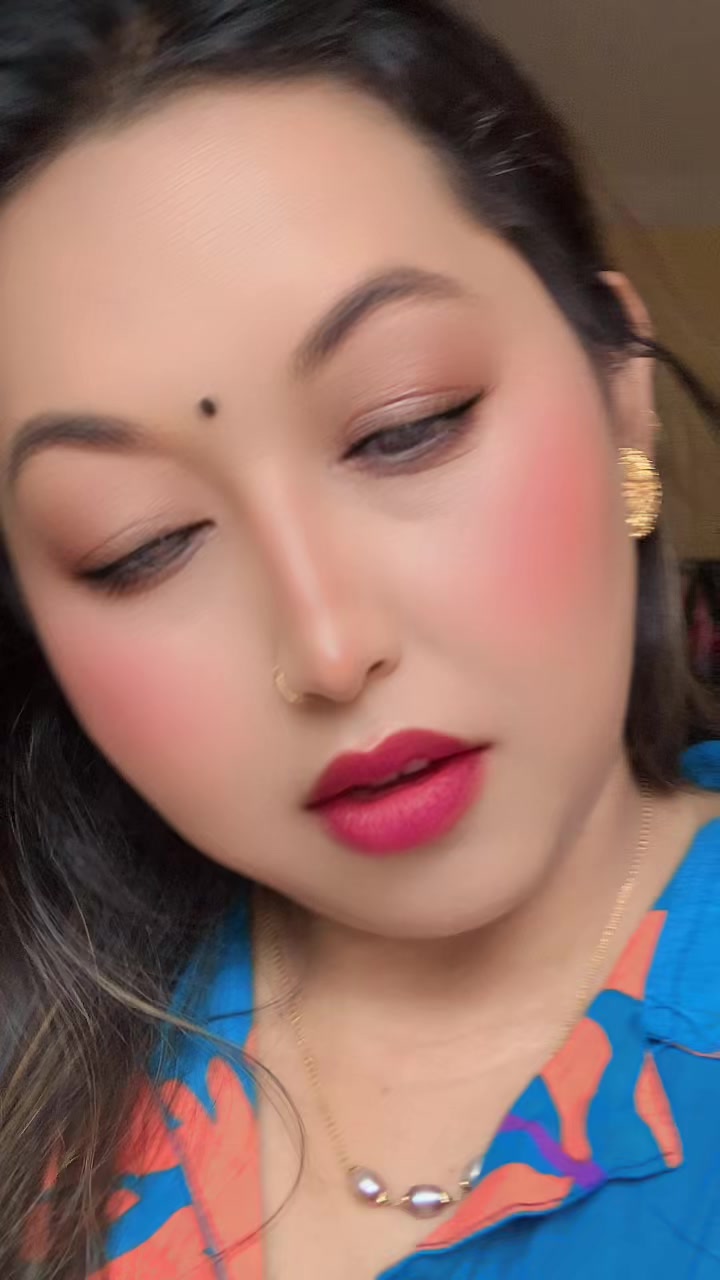 @Urmi