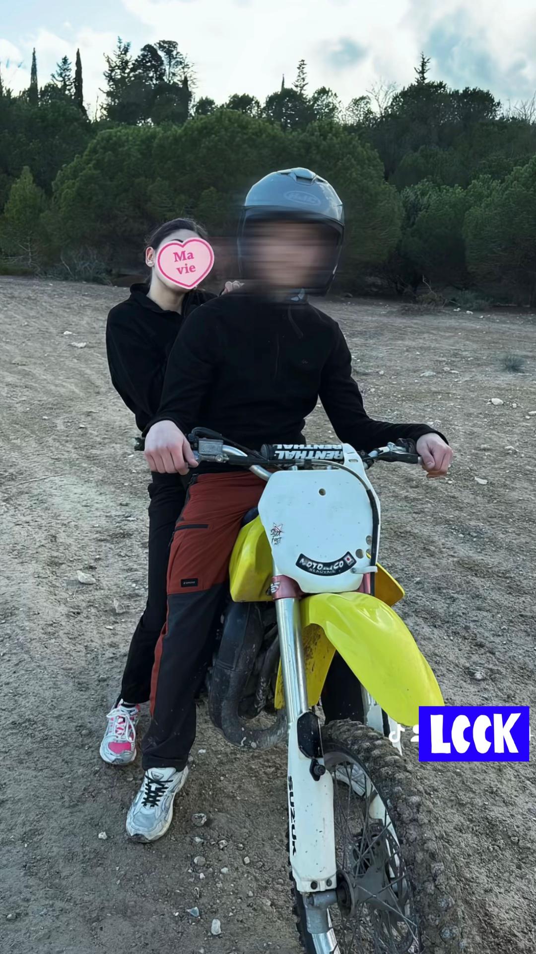 @👾