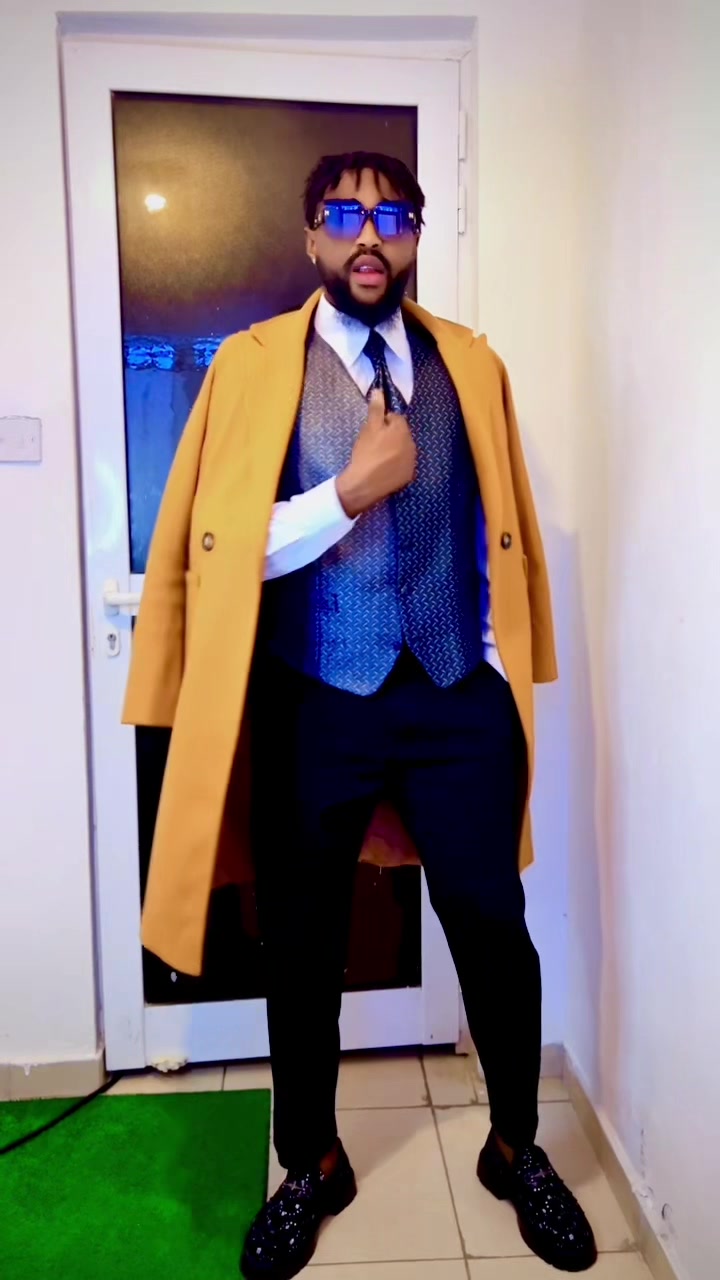 @Arnold Gola Officiel🌍 👊