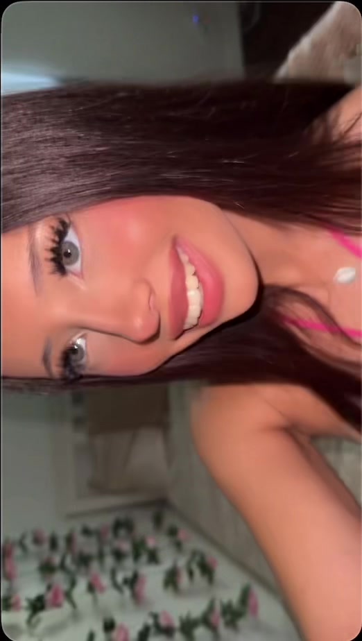 @𝛢 𝑚 𝑒 𝑙 𝑖 𝑎 ❤︎