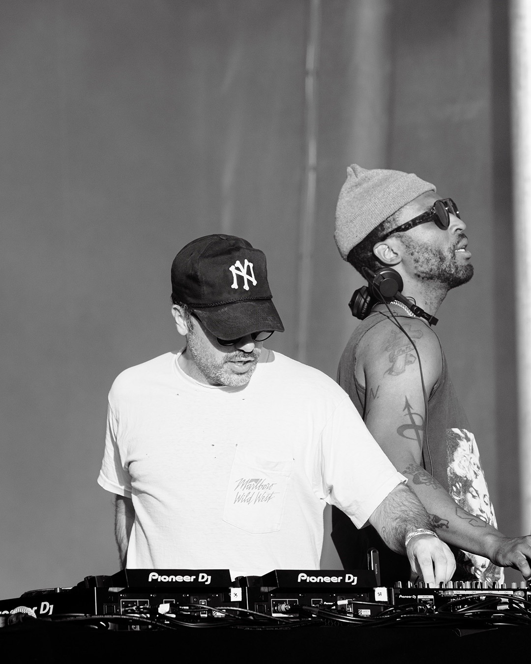 @TheKnocks