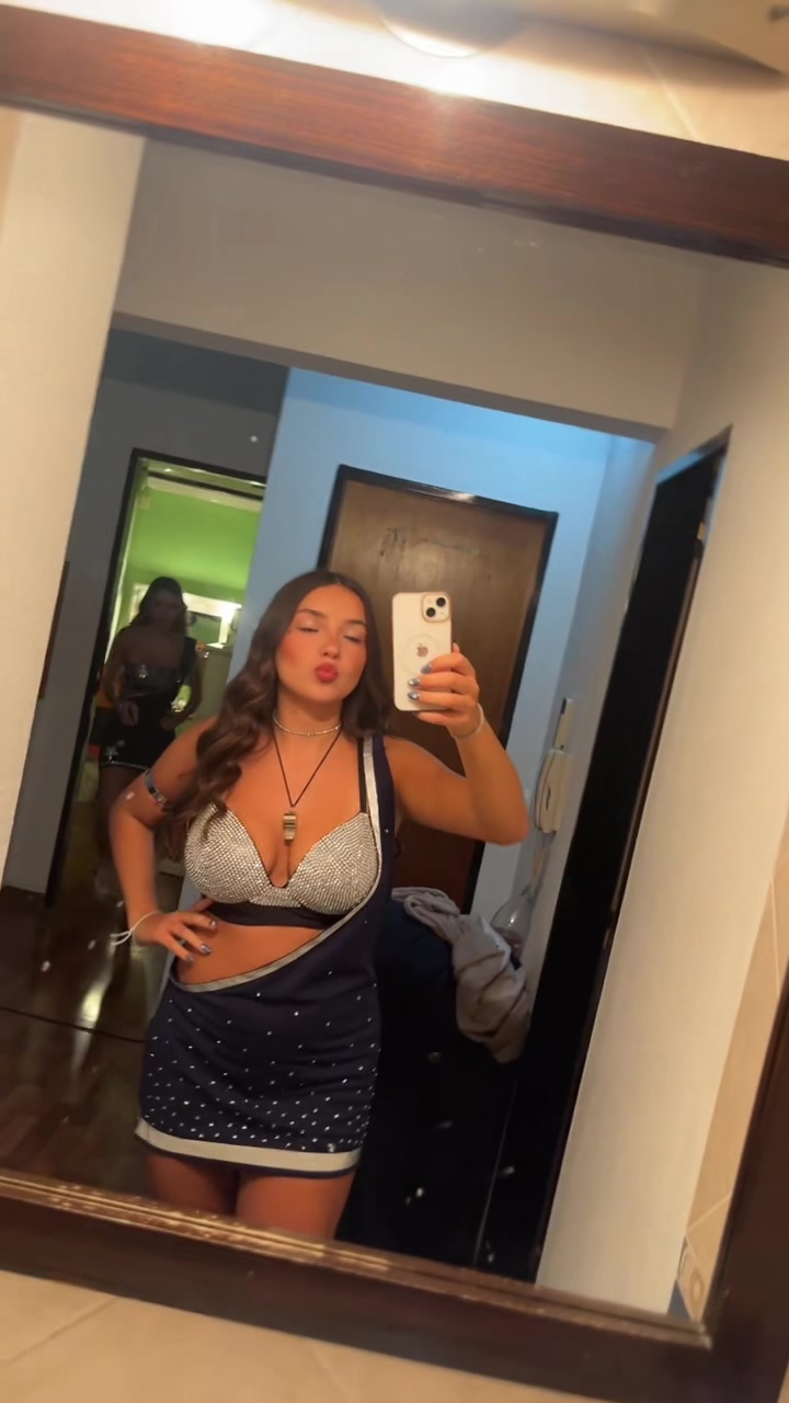@Caroo