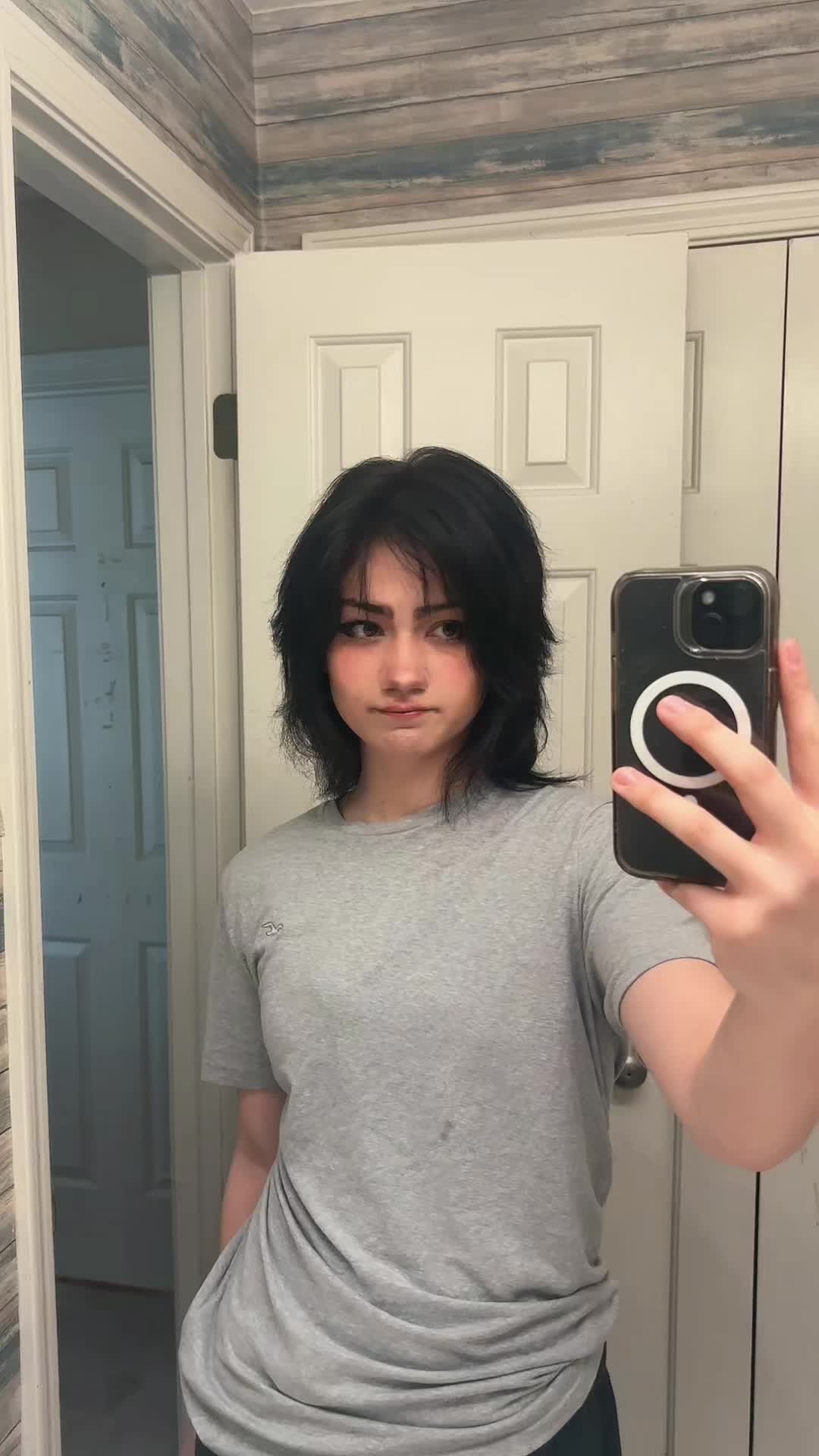 @Ella