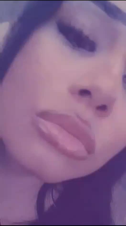 @😭💅