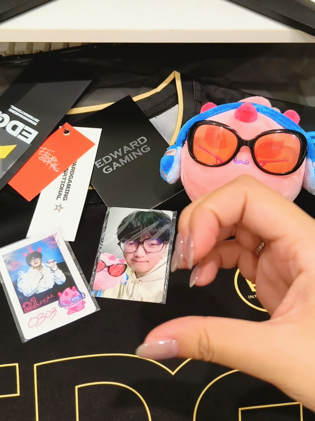 @motngaydong