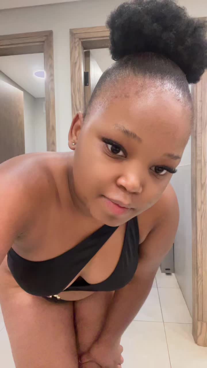 @YT:Paballo_Mosito