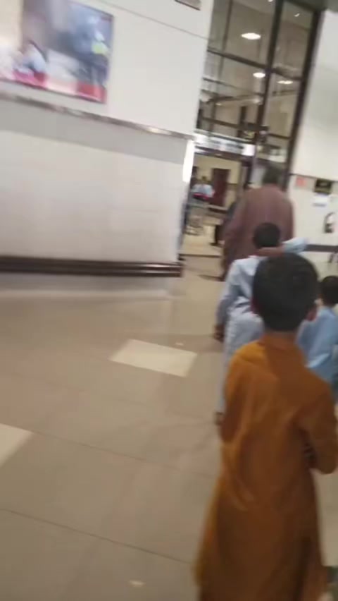 @🇵🇰M  K🇦🇪