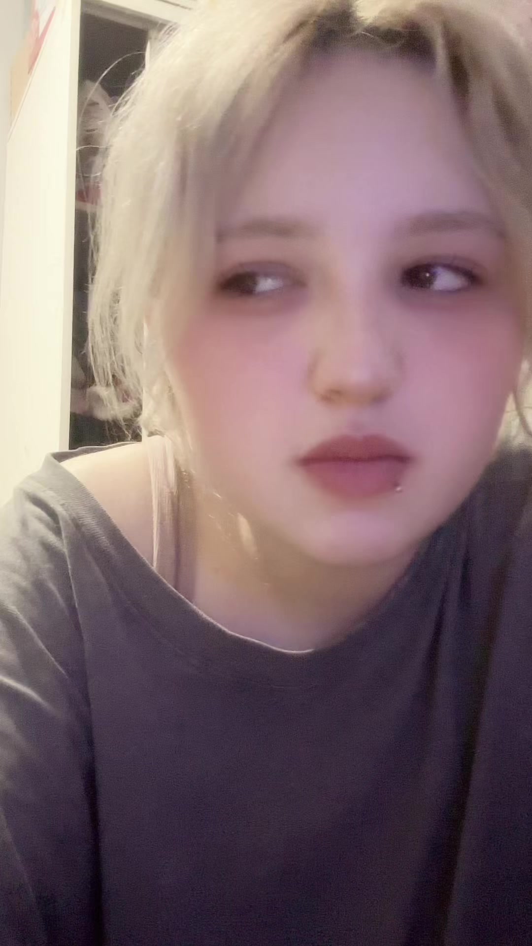 @Aoro ✮⋆˙۶ৎ