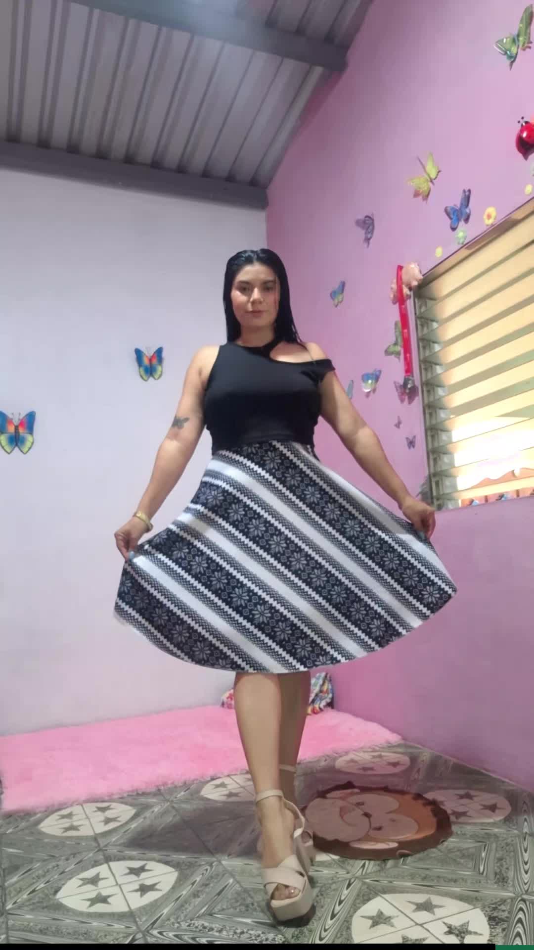 @Litzy Urquilla