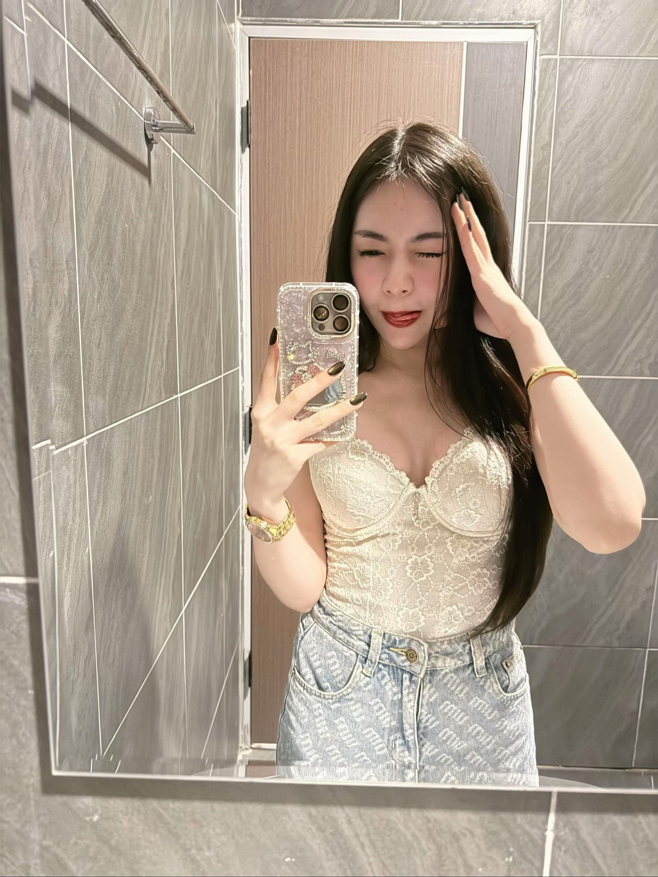 @Pupae 🐇