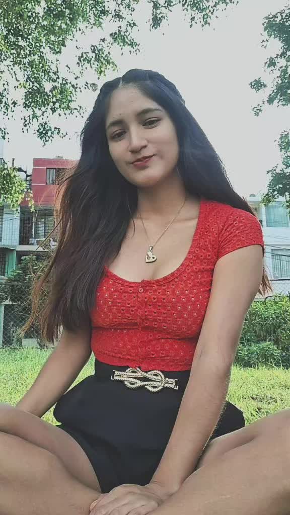 @𝓐𝓷𝓪 𝓼𝓪𝓷𝓽𝓪𝓬𝓻𝓾𝔃💜