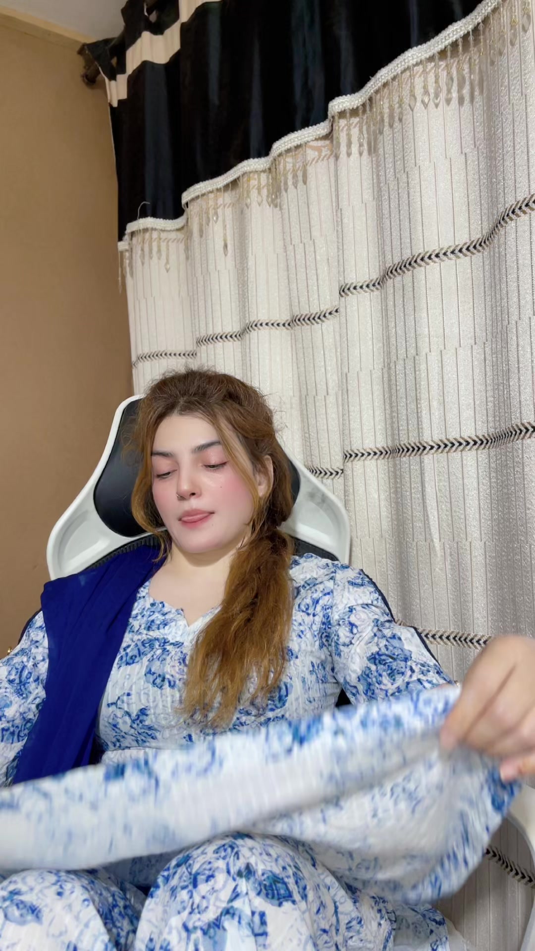 @somijan786official