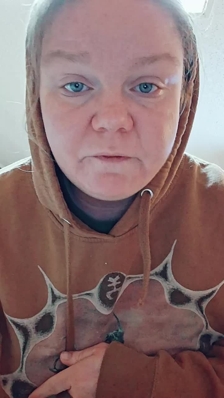 @The_Hood_Fae